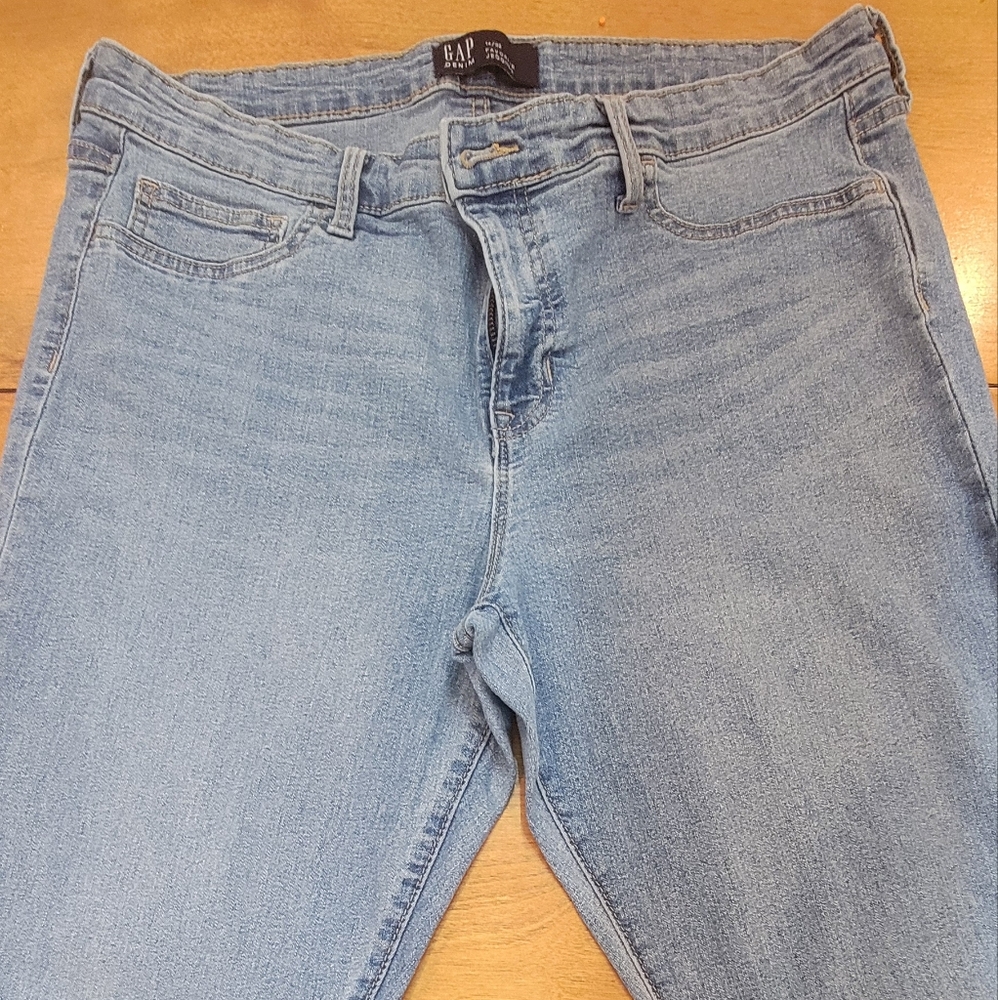 GAP Denim Favorite Jegging